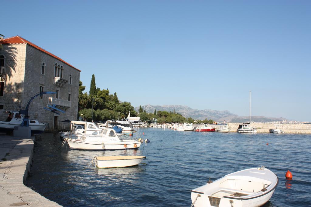 Apartment Tomas Kastela Bilik gambar